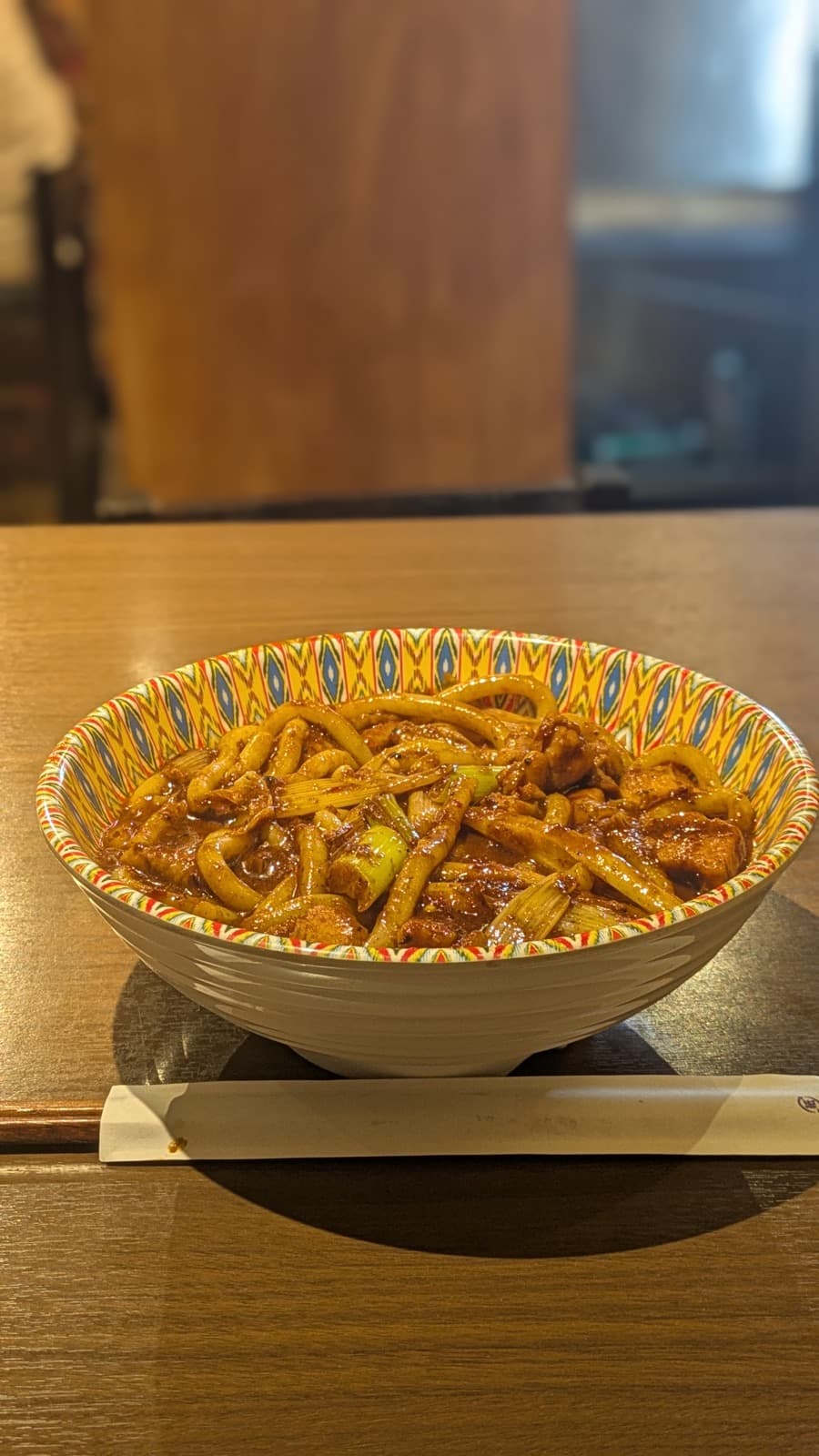 ウイグル料理のラグマン(手延べ麺の炒め)|旅人の交差点